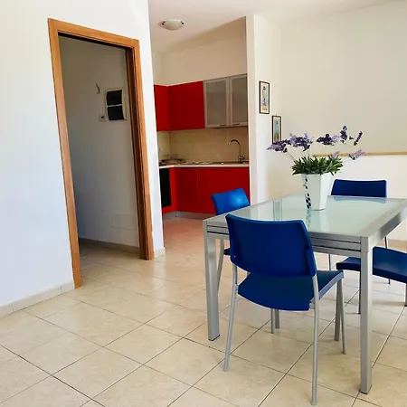 Residenza L'ulivo بيت للعطل *